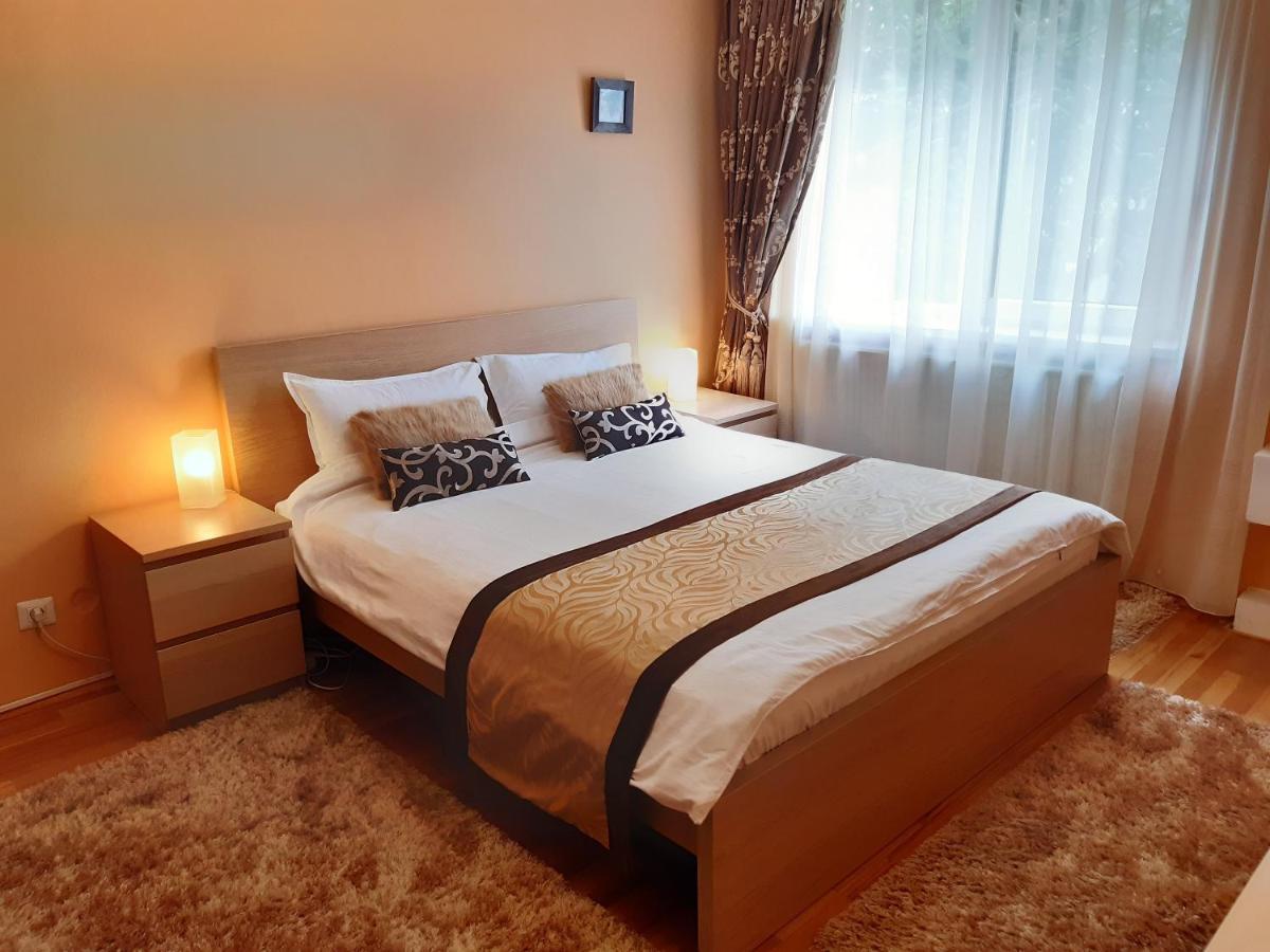 Apartament Central Piatra Neamţ Eksteriør bilde