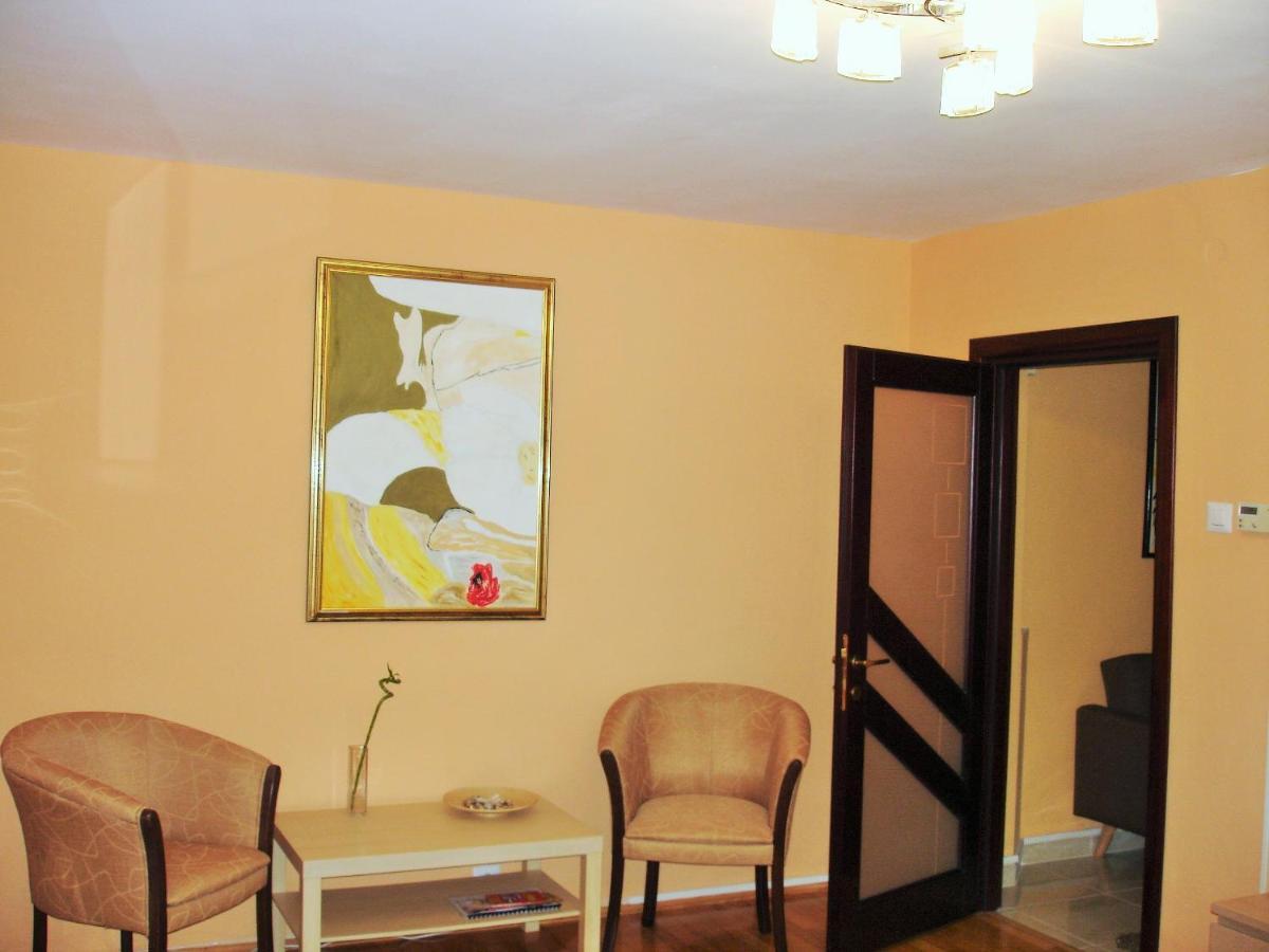 Apartament Central Piatra Neamţ Eksteriør bilde